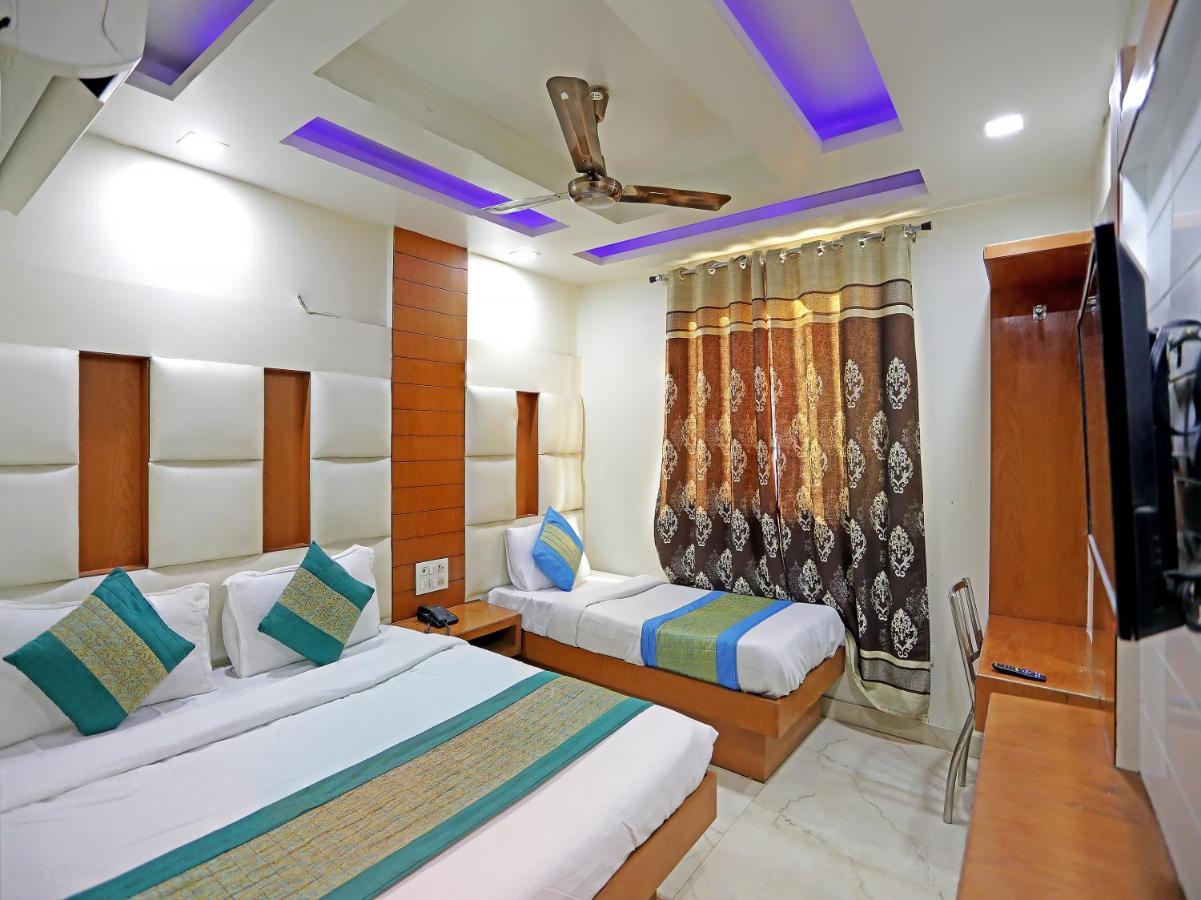 Hotel Tashkent Palace - Near New Delhi Railway Station Exterior foto