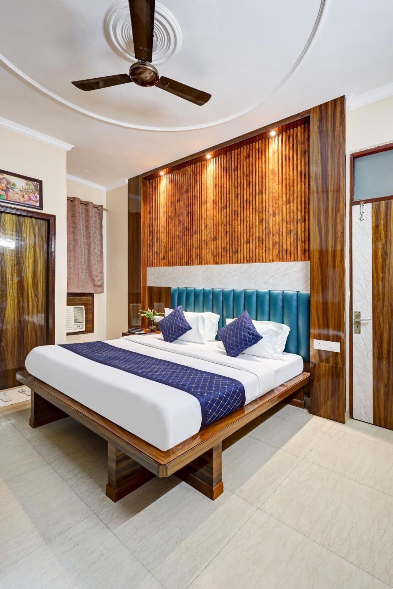 Hotel Tashkent Palace - Near New Delhi Railway Station Exterior foto